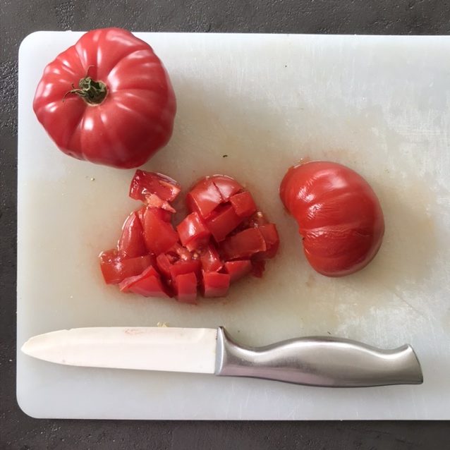 Coupez la tomate