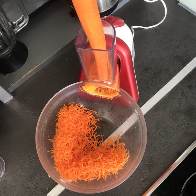 Râpez la carotte
